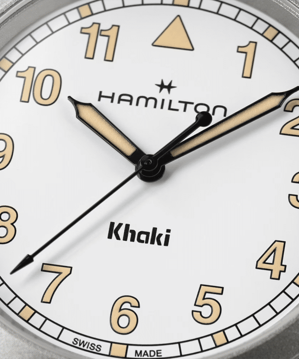 Alternative view of Hamilton Khaki Field Quartz 38mm - H69401110