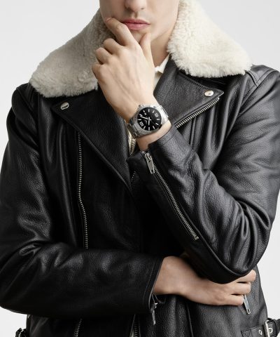 Alternative view of Longines Conquest 43mm - L3.760.4.56.6